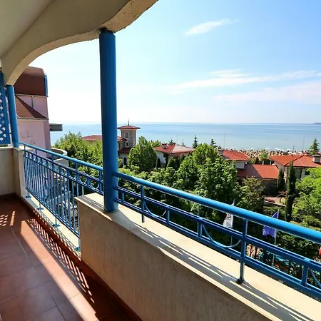 מלון Bora Bora 3*