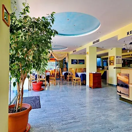 Bora Bora מלון 3*