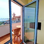 Bora Bora Sluneční pobřeží