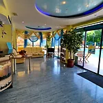 Bora Bora Hotel Sluneční pobřeží