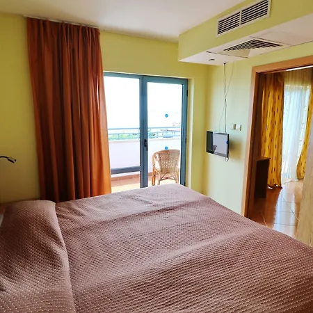 Bora Bora ساني بيتش