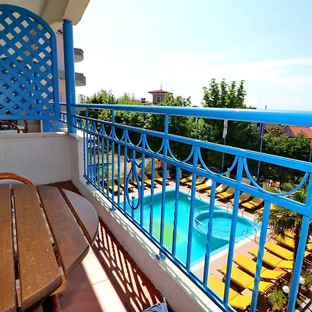 Bora Bora ساني بيتش