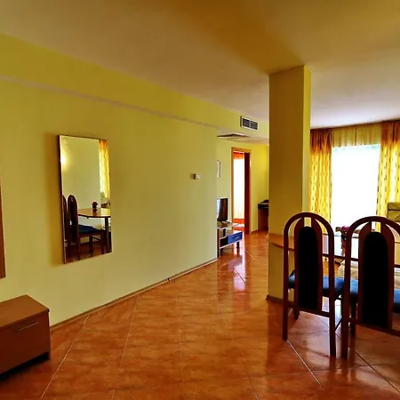 Bora Bora Hotel 3*
