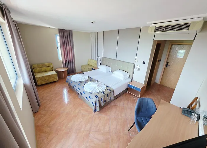 Готель Bora Bora Сонячний Берег