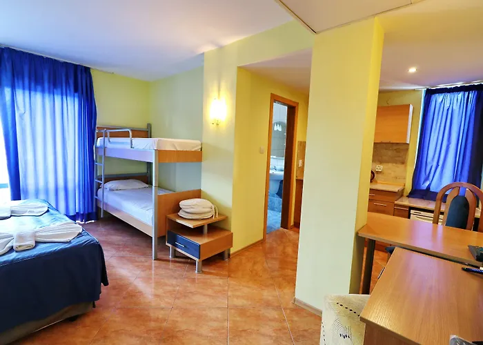 Bora Bora Готель 3*