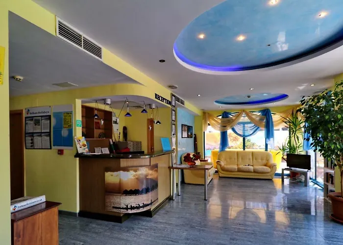 Bora Bora Готель Сонячний Берег