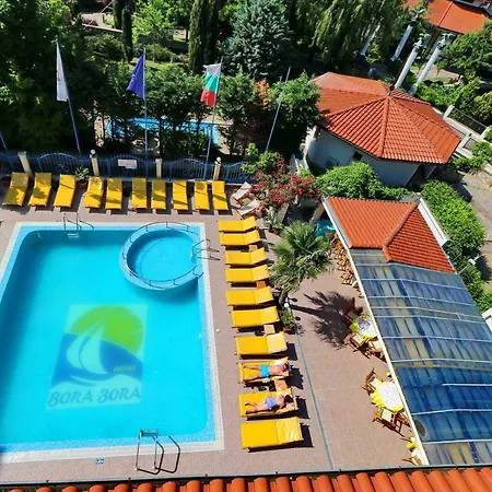 Hotel Bora Bora 3*